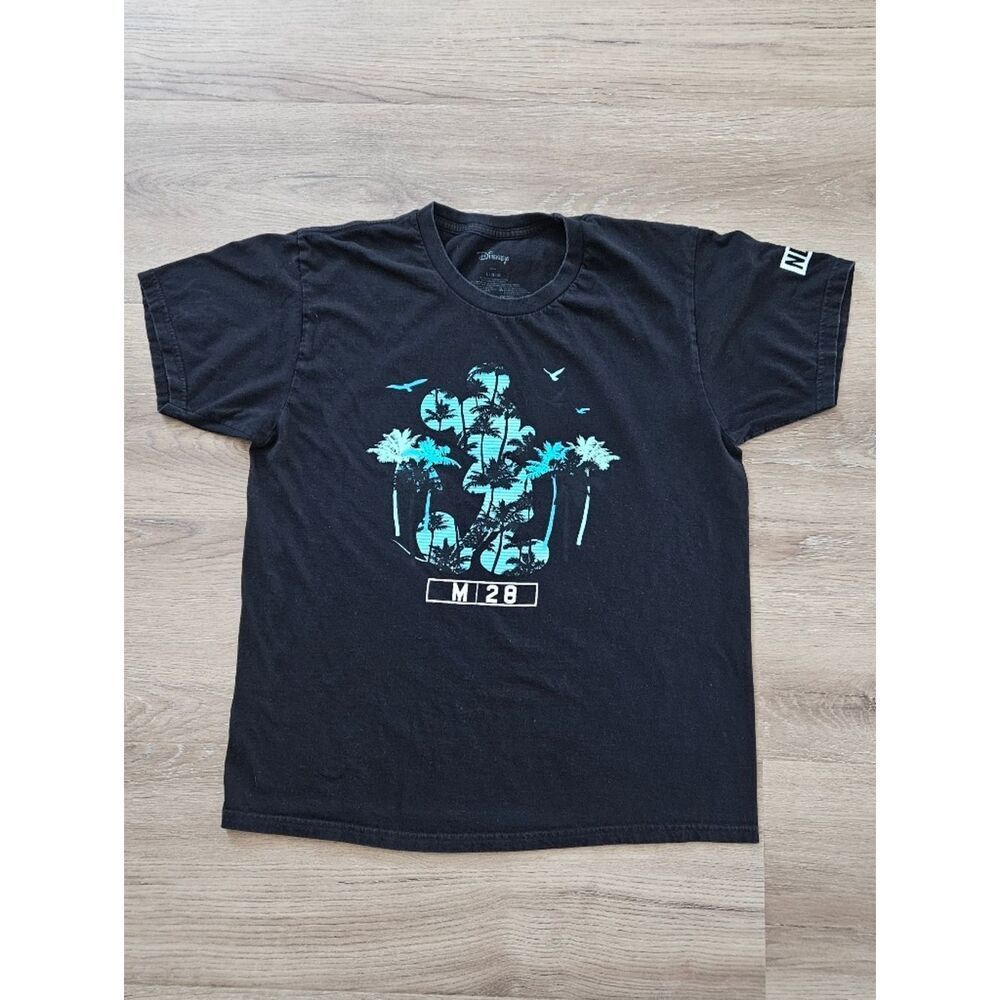 Disney Neff Black Short Sleeve Tee with Turquoise Mickey Palm Graphic Size L